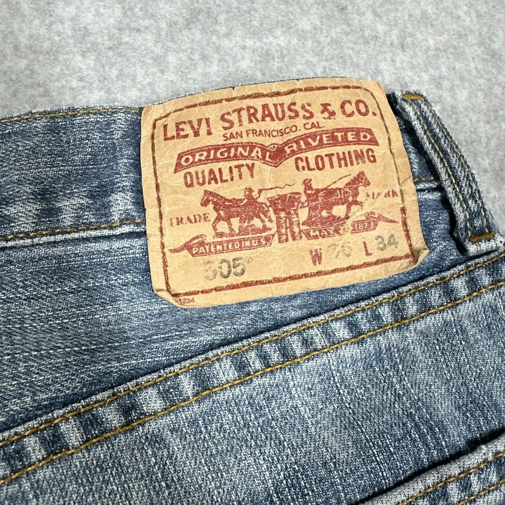 Levi's Y2K 505 Men's Relaxed Fit Faded Denim Jeans Size 36x34(34x33) Whiskered